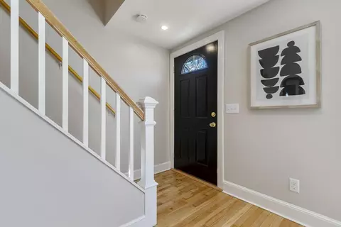 Entry Way - 8 Crosby Rd, Reading, MA 01867 photo 1 of 2