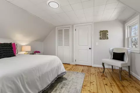 Bedroom - 8 Crosby Rd, Reading, MA 01867 photo 5 of 5