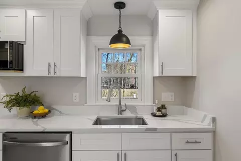 Kitchen - 8 Crosby Rd, Reading, MA 01867 photo 1 of 4