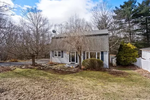 Exterior - 40 Westview Rd, Worcester, MA 01602 photo 8 of 8
