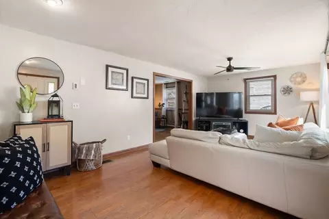 Living - 40 Westview Rd, Worcester, MA 01602 photo 1 of 2