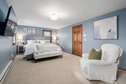 Bedroom - 40 Westview Rd, Worcester, MA 01602 photo 4 of 6