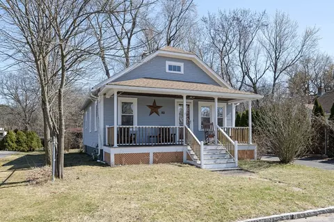 83 Mazarin St, Springfield, MA 01151