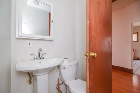 Bath - 70 Westville St, Boston, MA 02124 photo 3 of 5