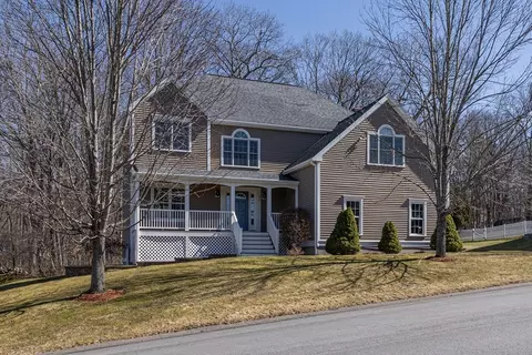 220 Magill Dr, Grafton, MA 01519