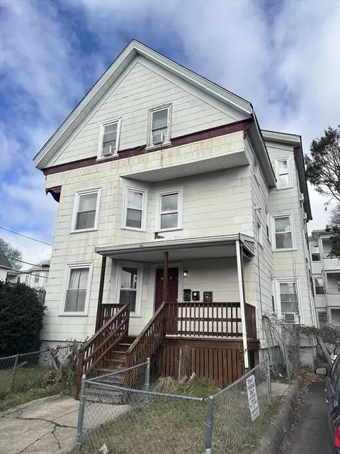 199 Spring St, Brockton, MA 02301