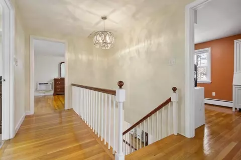 Entry Way - 22 Hemlock Ln, Acton, MA 01720 photo 4 of 4