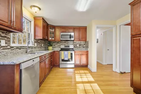 Kitchen - 22 Hemlock Ln, Acton, MA 01720 photo 1 of 3