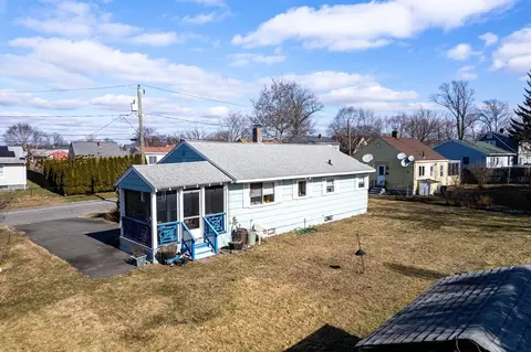 Exterior - 41 Rosella St, Springfield, MA 01118 photo 5 of 6