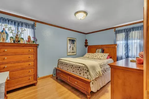 Bedroom - 362 Parkerview St, Springfield, MA 01129 photo 1 of 6