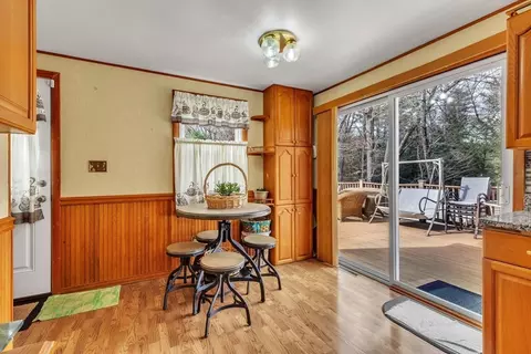 Kitchen - 362 Parkerview St, Springfield, MA 01129 photo 7 of 8
