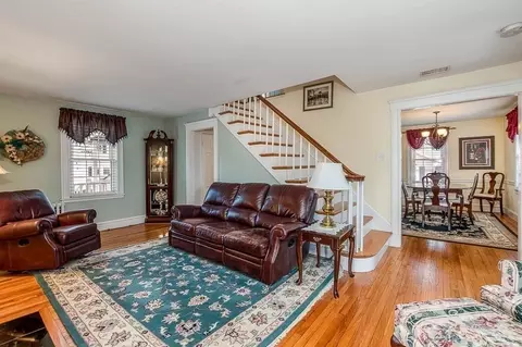 Living - 409 Mount Vernon St, Dedham, MA 02026 photo 4 of 7