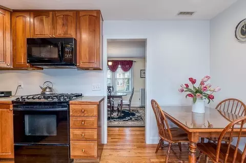 Kitchen - 409 Mount Vernon St, Dedham, MA 02026 photo 2 of 3