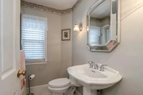 Bath - 409 Mount Vernon St, Dedham, MA 02026 photo 2 of 3