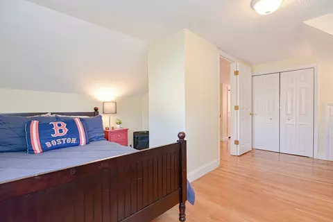 Bedroom - 20 Glenmere Cir, Reading, MA 01867 photo 6 of 9