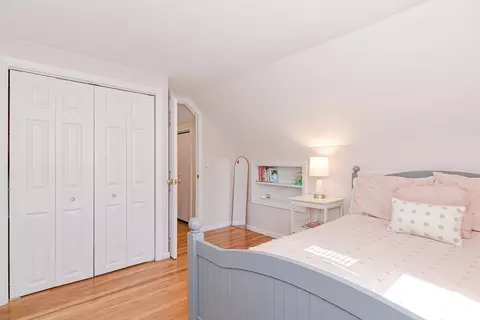 Bedroom - 20 Glenmere Cir, Reading, MA 01867 photo 4 of 9