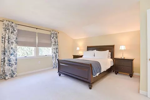 Bedroom - 20 Glenmere Cir, Reading, MA 01867 photo 7 of 9