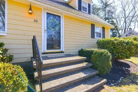 Exterior - 20 Glenmere Cir, Reading, MA 01867 photo 3 of 7