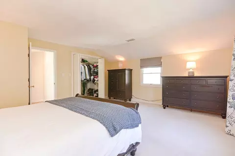 Bedroom - 20 Glenmere Cir, Reading, MA 01867 photo 8 of 9