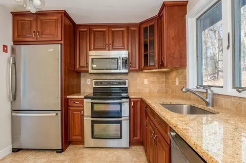 Kitchen - 142 Scott Cir, Dedham, MA 02026 photo 4 of 4