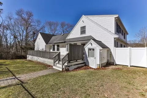 Exterior - 32 Clark Rd, Bourne, MA 02532 photo 5 of 8
