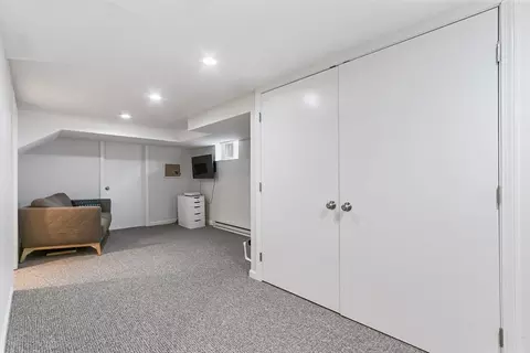 Exterior - 71 Washington Ave, Needham, MA 02492 photo 3 of 9