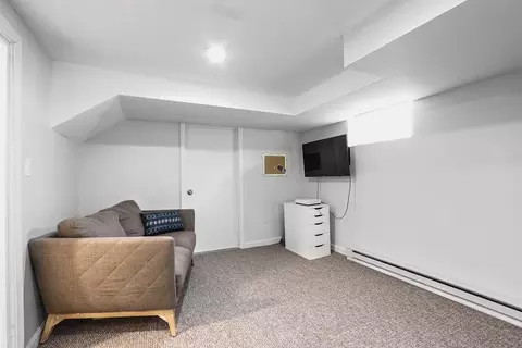 Exterior - 71 Washington Ave, Needham, MA 02492 photo 4 of 9