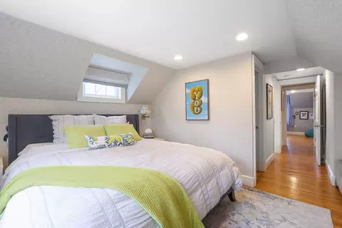 Bedroom - 71 Washington Ave, Needham, MA 02492 photo 5 of 6