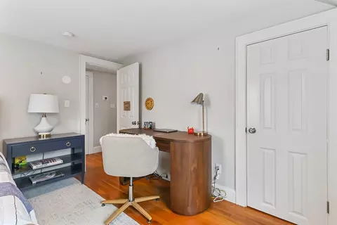 Bedroom - 71 Washington Ave, Needham, MA 02492 photo 2 of 6