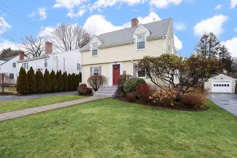 Exterior - 71 Washington Ave, Needham, MA 02492 photo 5 of 9