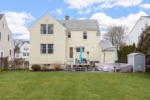 Exterior - 71 Washington Ave, Needham, MA 02492 photo 7 of 9