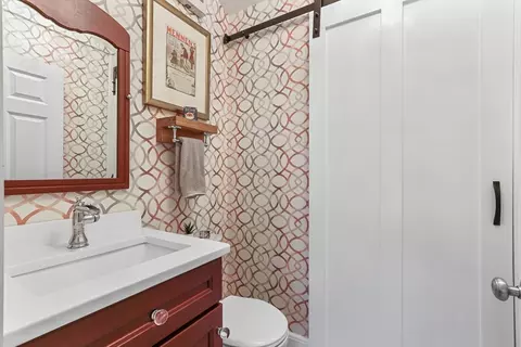 Bath - 71 Washington Ave, Needham, MA 02492 photo 1 of 7