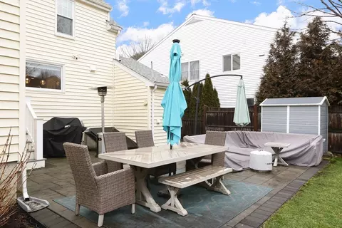 Exterior - 71 Washington Ave, Needham, MA 02492 photo 8 of 9