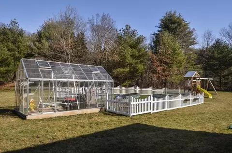Exterior - 19 Pollard Rd, Berlin, MA 01503 photo 5 of 5