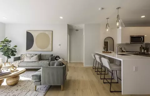 71 Bow #503, Somerville, MA 02143