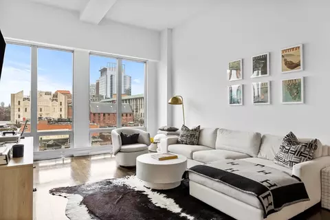360 Newbury St #410, Boston, MA 02115