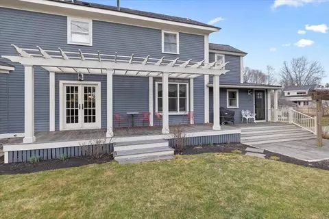 71 Lincoln St, Hingham, MA 02043 photo 36