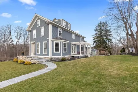 71 Lincoln St, Hingham, MA 02043 photo 2