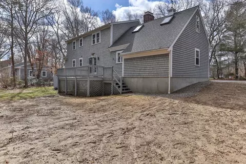 Exterior - 52 Goose Point Rd, Barnstable, MA 02632 photo 6 of 11