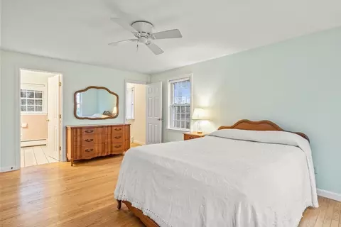 Bedroom - 52 Goose Point Rd, Barnstable, MA 02632 photo 3 of 8
