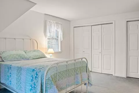 Bedroom - 52 Goose Point Rd, Barnstable, MA 02632 photo 6 of 8