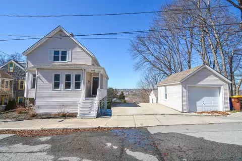 Exterior - 226 Adams St, Fall River, MA 02720 photo 3 of 9