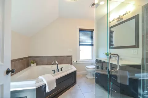 Bath - 226 Adams St, Fall River, MA 02720 photo 5 of 6