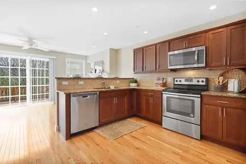 4 Maple View Ln #E, Agawam, MA 01001 photo 7
