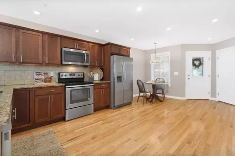 4 Maple View Ln #E, Agawam, MA 01001 photo 3