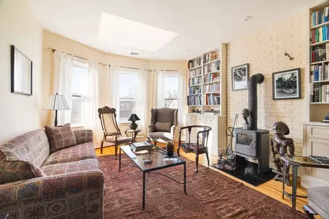 29 Wendell St #3, Cambridge, MA 02138