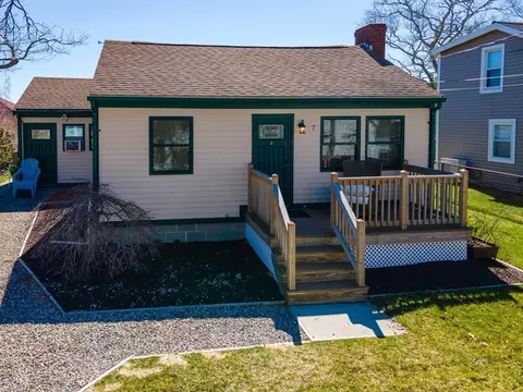 7 Atlantic Ave, Wareham, MA 02571 photo 3