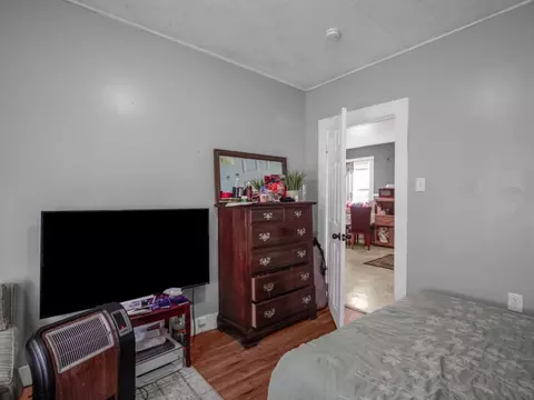 Bedroom - 11 Ames St, Worcester, MA 01610 photo 2 of 9