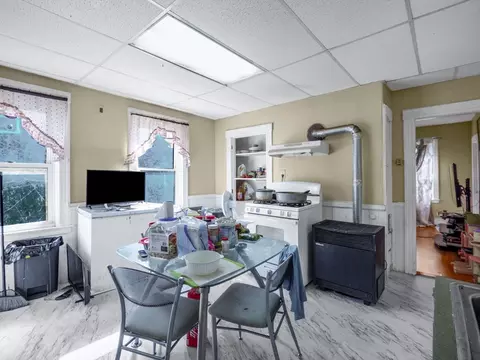 Other - 11 Ames St, Worcester, MA 01610 photo 2 of 5