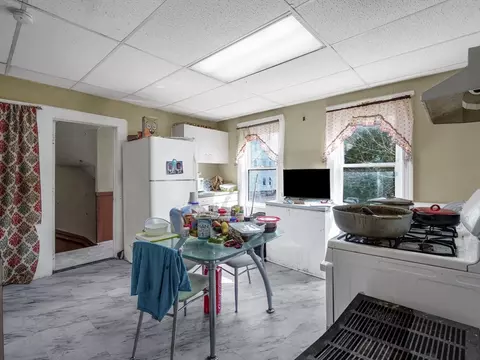 Dining - 11 Ames St, Worcester, MA 01610 photo 1 of 1